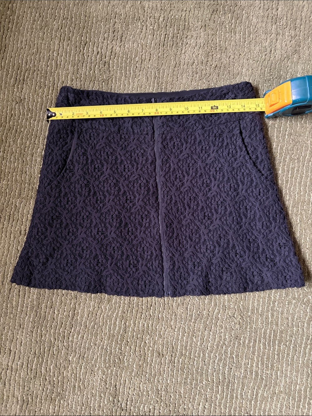 Madewell et Sézane Black Textured Mini Skirt